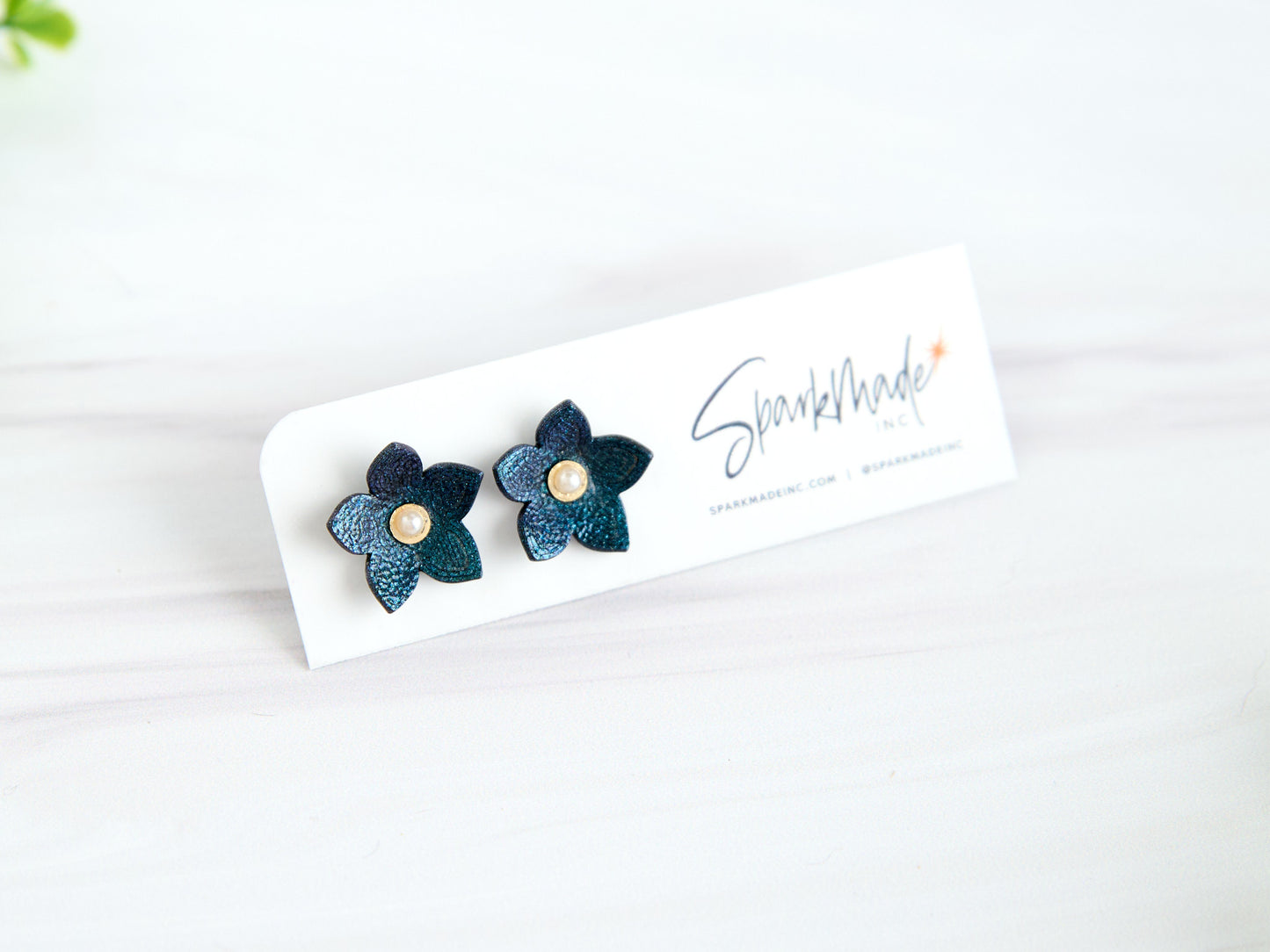 Kaia Stud Earrings Midnight