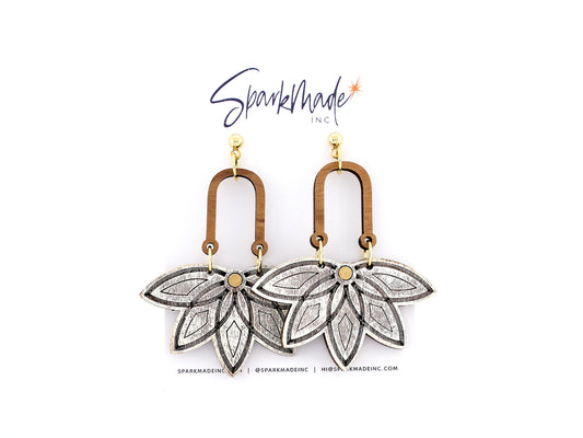 Boho Daisy Earrings