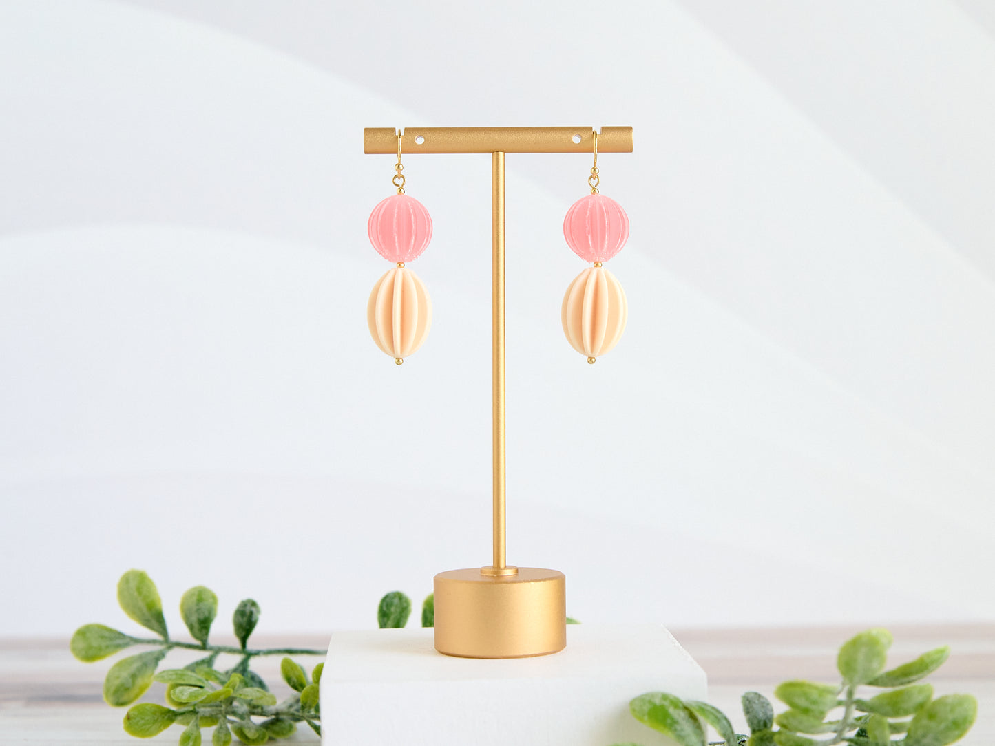 Burlesque 3D Printed Earrings Medium Pink