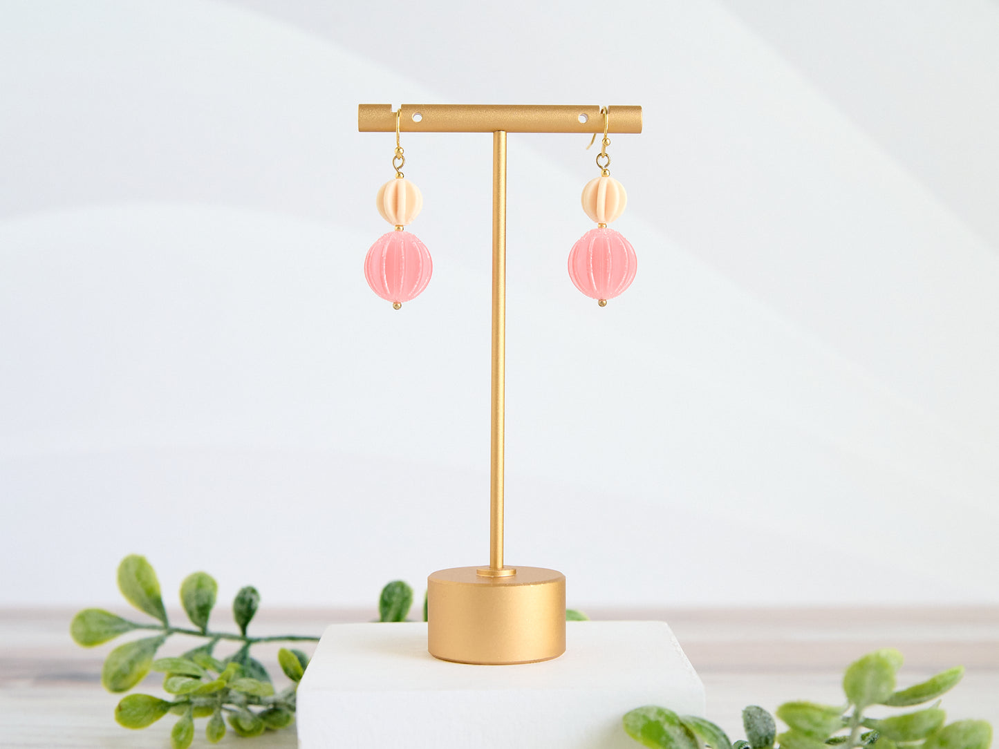 Burlesque 3D Printed Earrings Small Pink