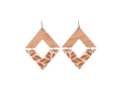 Golden Engraving Dangle Diamond Earrings - Pink